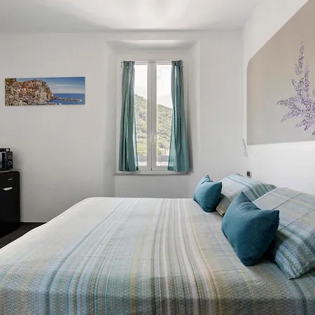 Casa de hóspedes Domi 4*